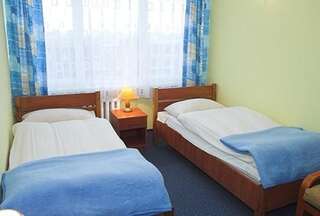 Отель Hotel Kujawy Влоцлавек Двухместный номер с 2 отдельными кроватями-2